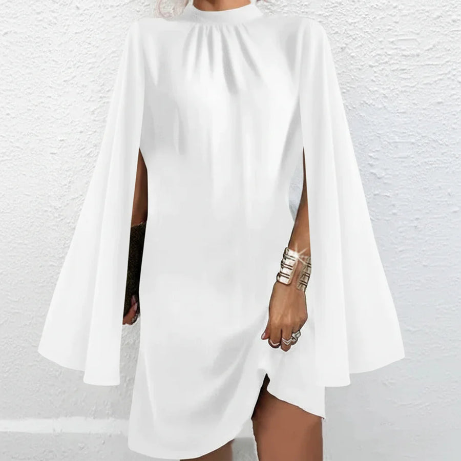 Partykleid für Damen mit Fledermausärmeln und plissiertem Ausschnitt