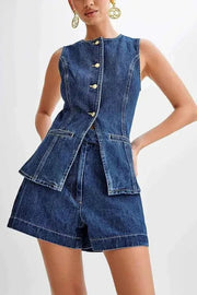 romy – ärmelloser jeans-zweiteiler mit taillierter weste & shorts