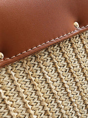Livia | Kleine Damen-Strohtasche mit schwarzer Kunstleder-Klappe, Henkel & abnehmbarem Schultergurt – Crossbody- & Handtasche für Sommer