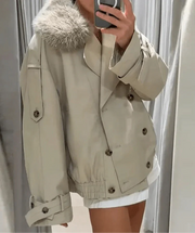 Camille Trenchcoat mit Kunstfell