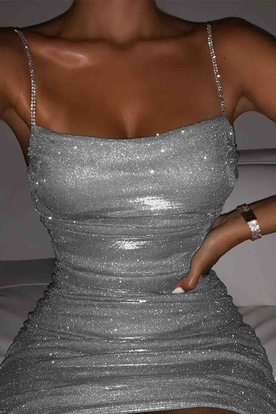 Plissiertes Minikleid für Damen – elegantes, stylisches Partykleid