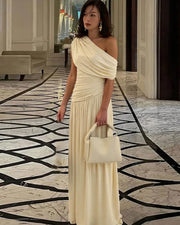 Ingrid One Shoulder Maxi Kleid