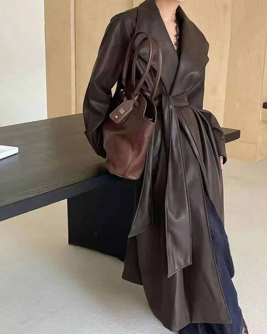 Shiela Kunstleder Maxi Trenchcoat