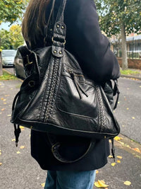 Schwarz