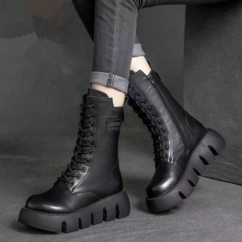 Lena | Dicke Sohle Seitlicher Reißverschluss Damenstiefel