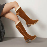 Stiefel für Damen mit Schnallendetail