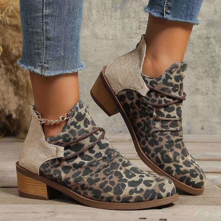 Stiefelette mit Blockabsatz