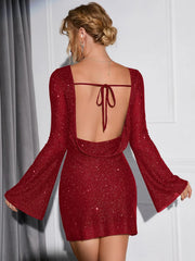 Glitzerndes Rückloses Kleid mit Volants