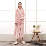 Unisex Bademantel lang mit Gürtel, Schalkragen und aufgesetzten Taschen