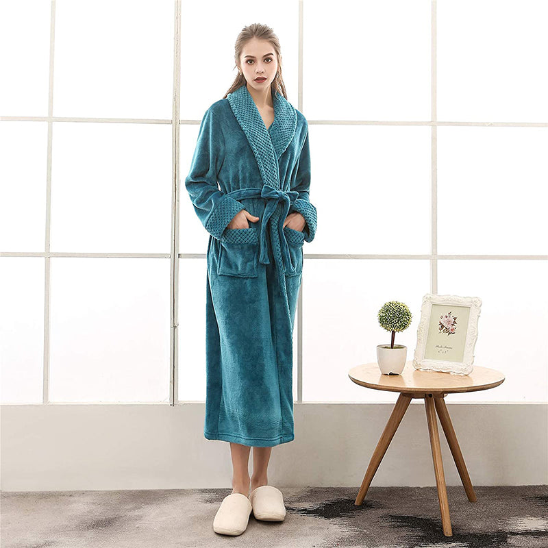 Unisex Bademantel lang mit Gürtel, Schalkragen und aufgesetzten Taschen