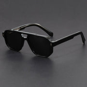 Unisex-Sonnenbrille mit Doppelsteg in quadratischer Form