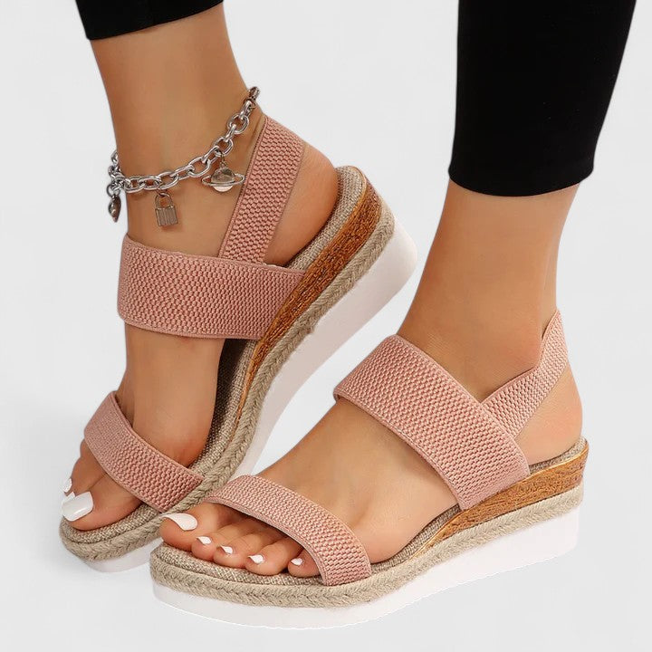 Orthopädische Damensandalen mit Keilabsatz