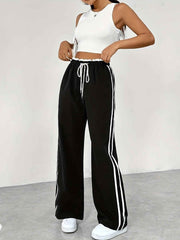 Weite Hose mit Streifen