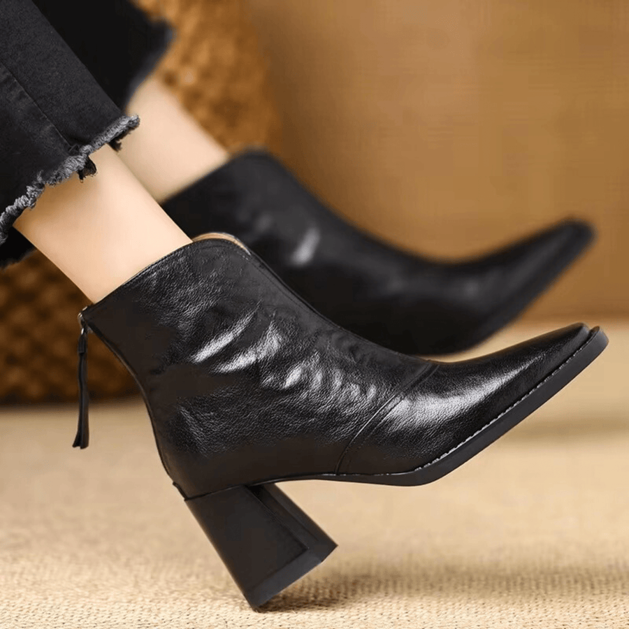 Grizelda – Orthopädisch Inspirierte Stiefeletten
