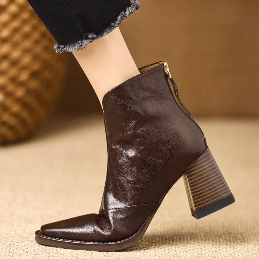 Grizelda – Orthopädisch Inspirierte Stiefeletten