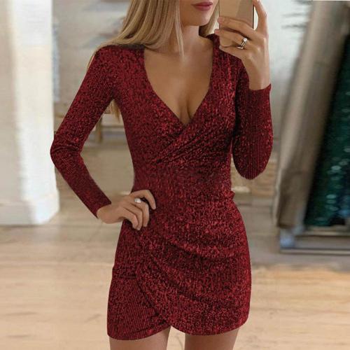 Warmes Glitzer Wickelkleid für dich