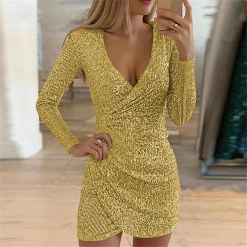 Warmes Glitzer Wickelkleid für dich
