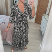 Lässiges V-Ausschnitt Sommerkleid – Leicht & Bequem