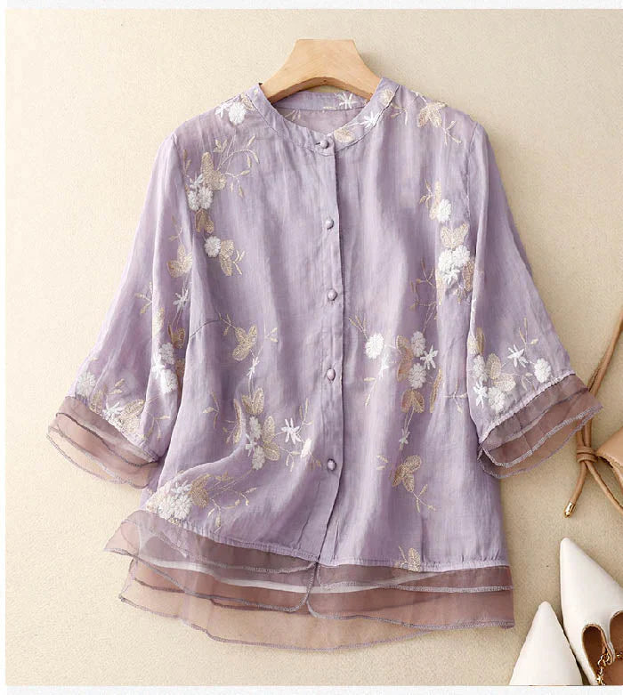 Kourtney – Elegante Damenbluse mit Stickerei