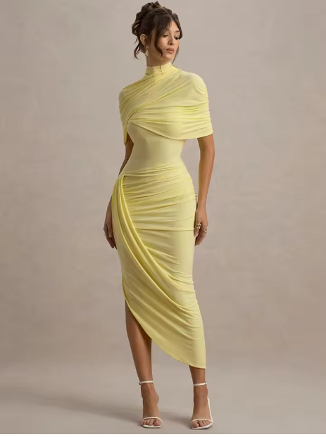 Drapiertes Midikleid – Figurbetontes Abendkleid mit Stehkragen & Cape-Detail